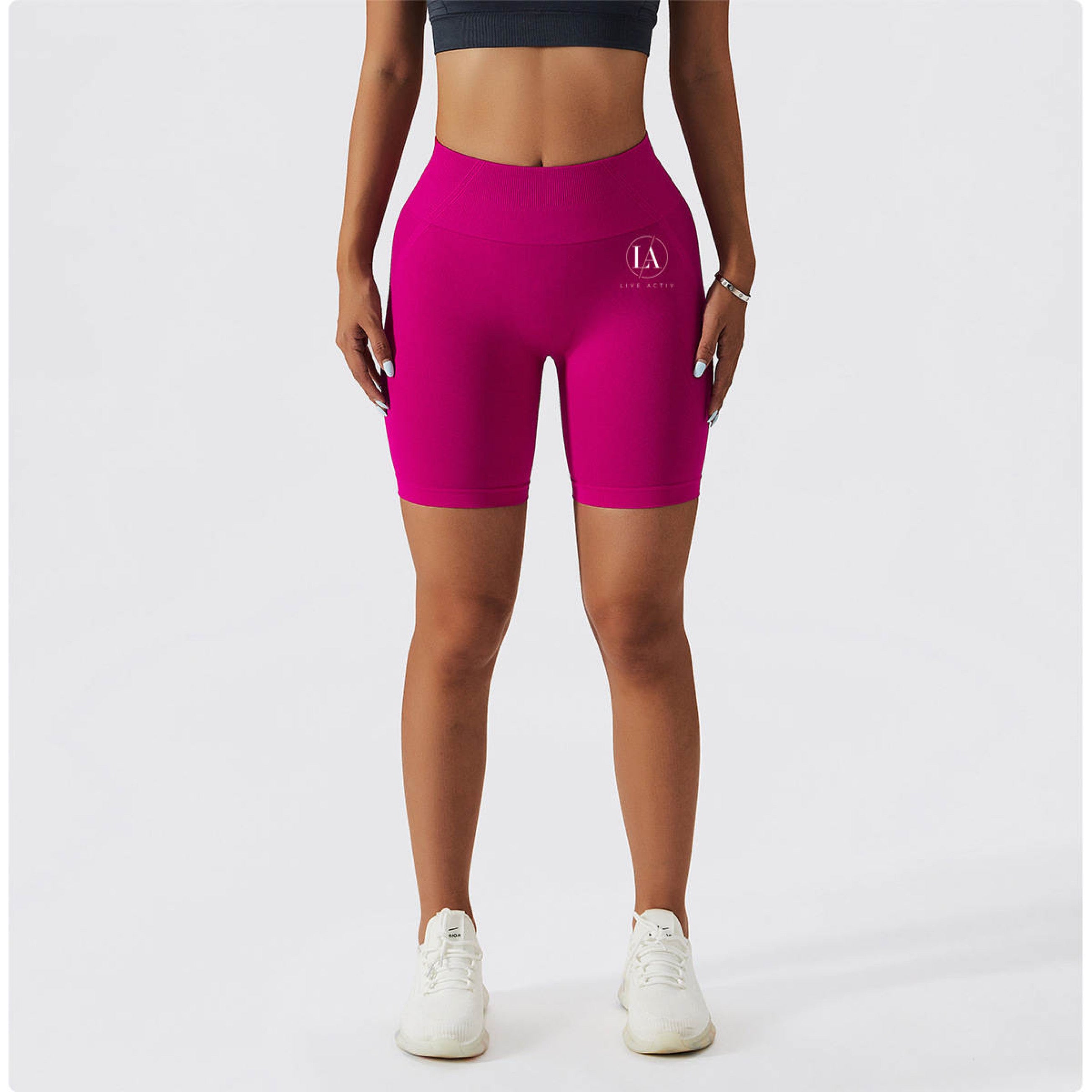 SEAMLESS HIGH-WAISTED BIKER SHORTS